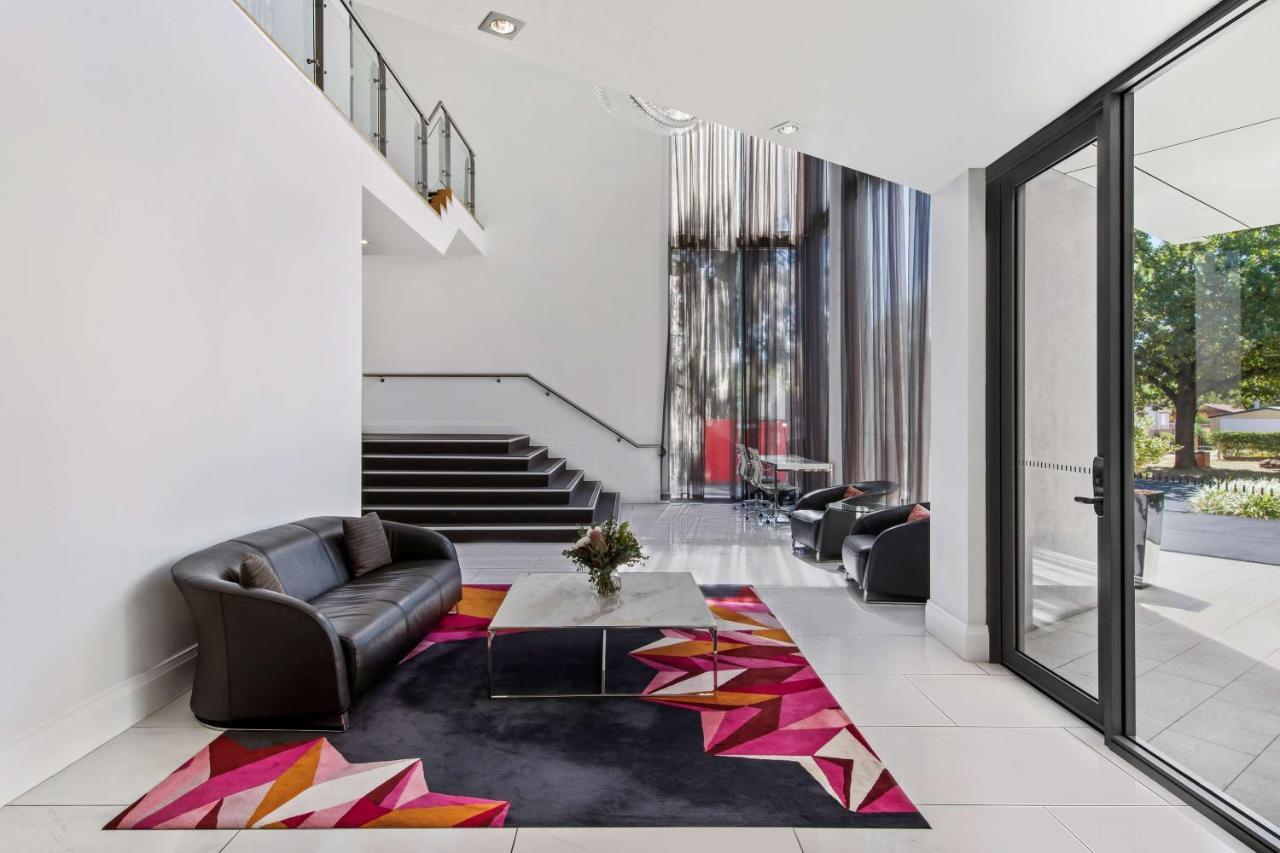 Adina Serviced Apartments Canberra Dickson Exteriér fotografie