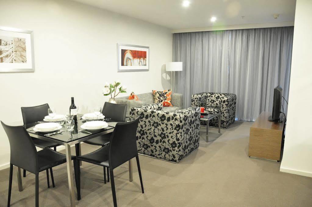 Adina Serviced Apartments Canberra Dickson Exteriér fotografie